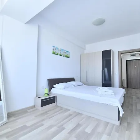 Loft Summerland Apartament *